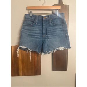 Madewell perfect Jean short raw hem size 25
